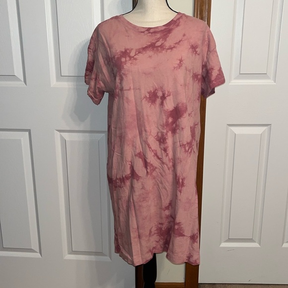 Old Navy Pink Tie Dye Dress - Picture 1 of 9